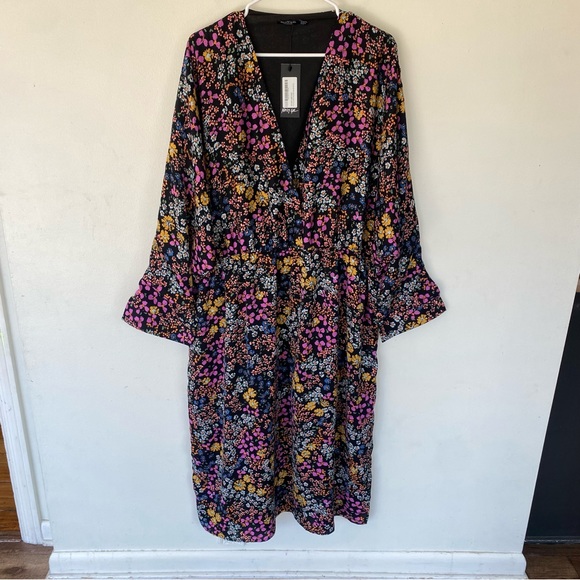 Nasty Gal Dresses & Skirts - Nasty Gal plus size multi floral midi dress plus size 20 NEW!